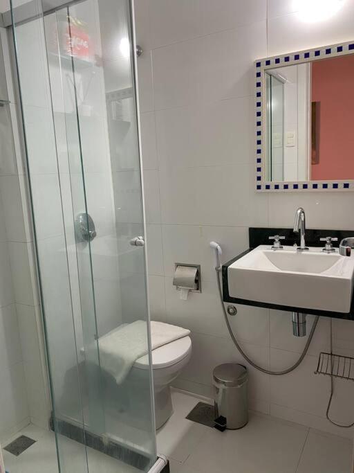 Charmoso Apartamento Na Av. Atlantica, Copacabana 리오데자네이루 외부 사진